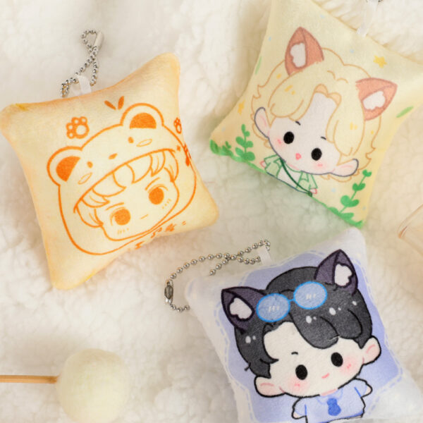 Custom Mini Pillow Keychains
Production time: 8-10 Workdays, US/EU/UK tariffs-free support - Image 4